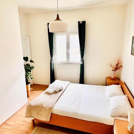 Luxury Beach Apartment W Sunset Sea Views Sibenik Ngoại thất bức ảnh