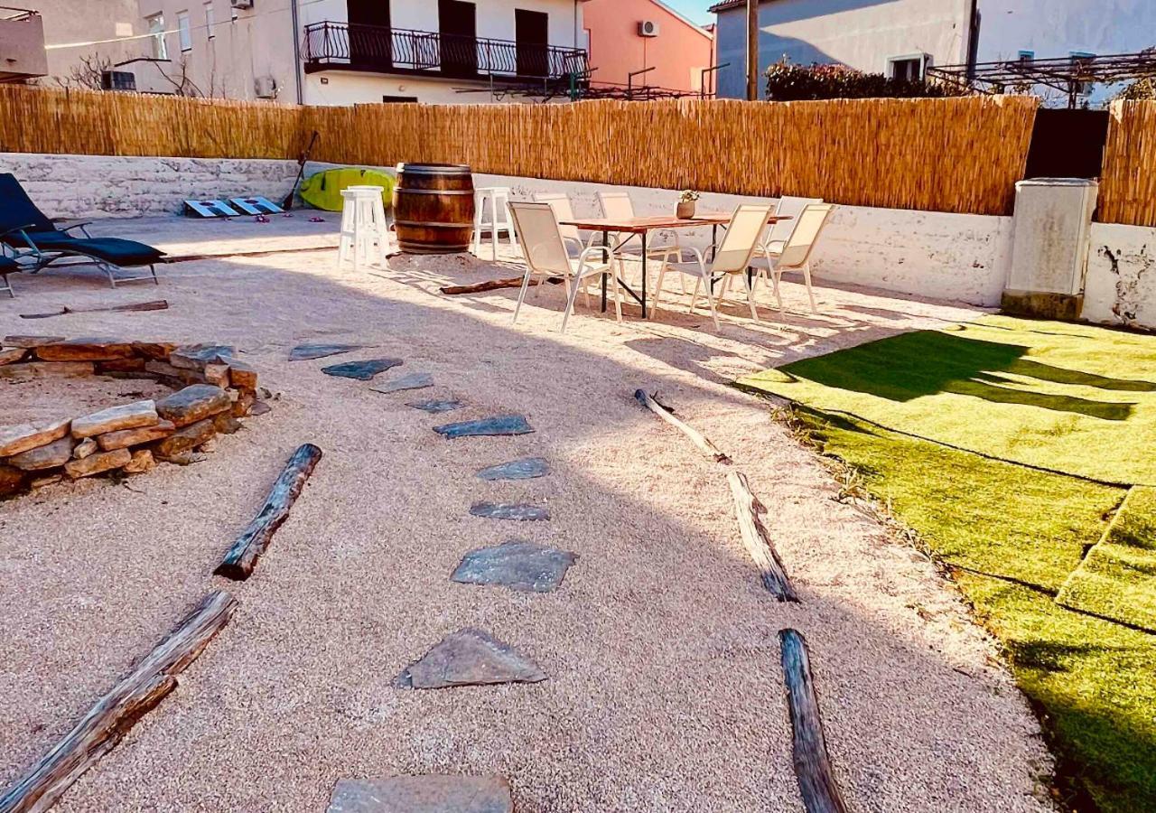 Luxury Beach Apartment W Sunset Sea Views Sibenik Ngoại thất bức ảnh