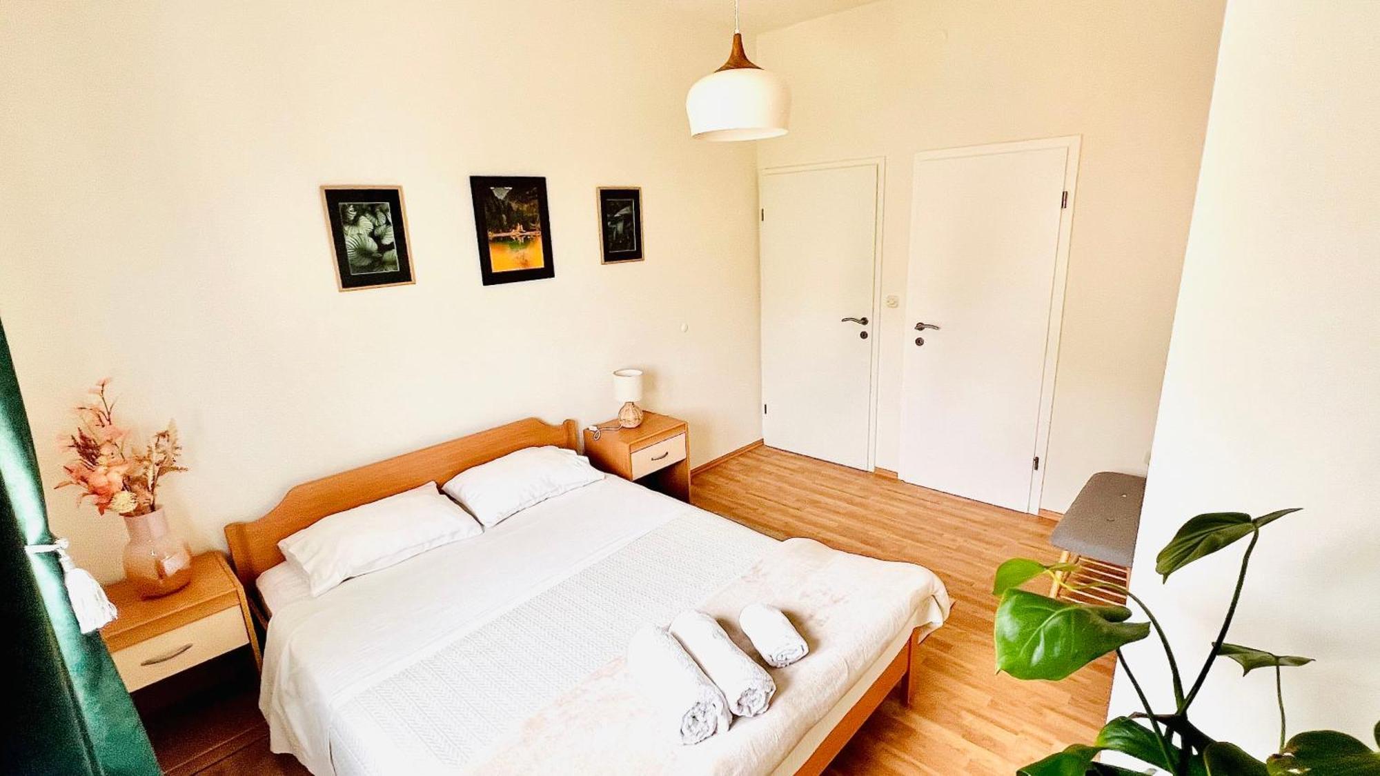 Luxury Beach Apartment W Sunset Sea Views Sibenik Ngoại thất bức ảnh