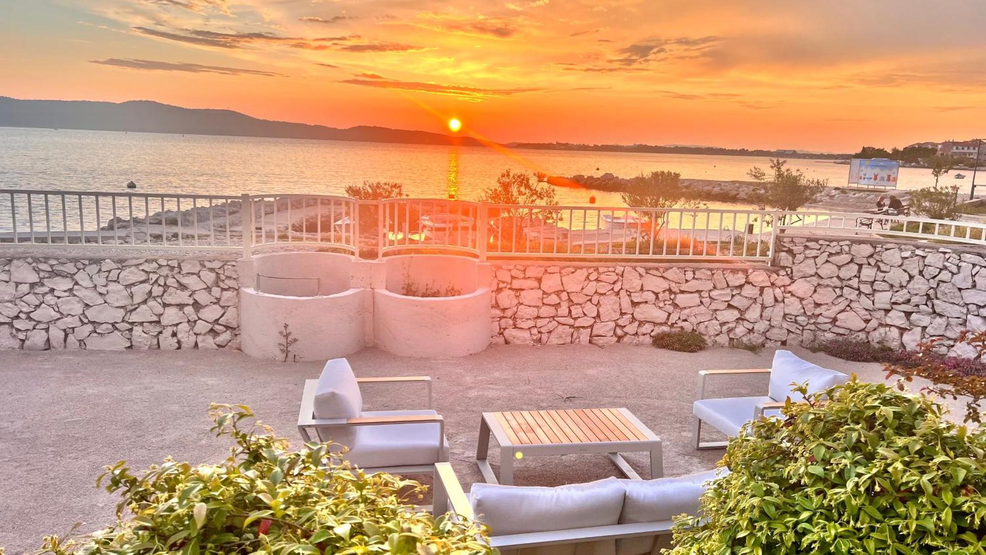 Luxury Beach Apartment W Sunset Sea Views Sibenik Ngoại thất bức ảnh